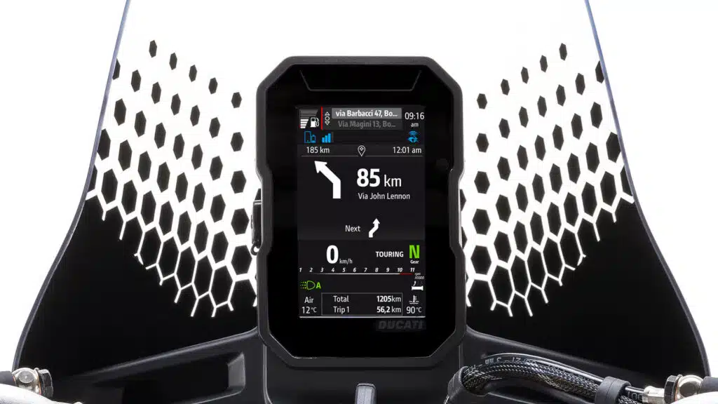 Ducati-Desert-X-MY22-TFT-05-gallery-1920x1080 svg+xml;charset=utf