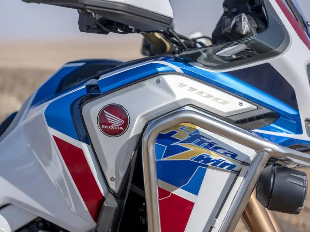 20YM Africa Twin Adventure Sports Aluminium Panel svg+xml;charset=utf