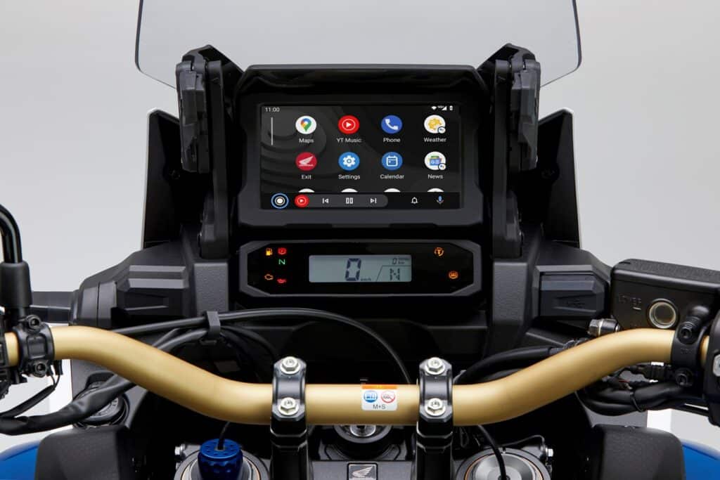 ANDROID AUTOTM INTEGRATION FOR THE CRF1100L AFRICA TWIN ANDROID AUTOTM INTEGRATION FOR THE CRF1100L AFRICA TWIN