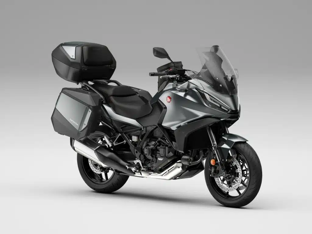 2022 HONDA NT1100 svg+xml;charset=utf