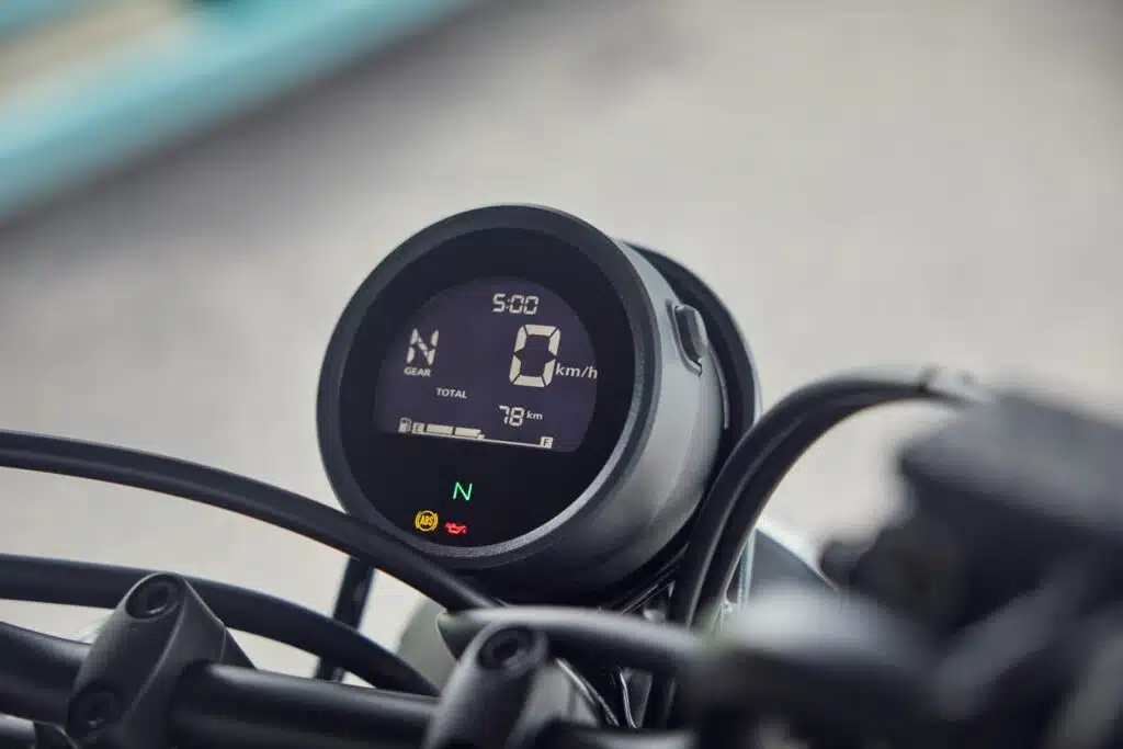 23YM CL500 svg+xml;charset=utf