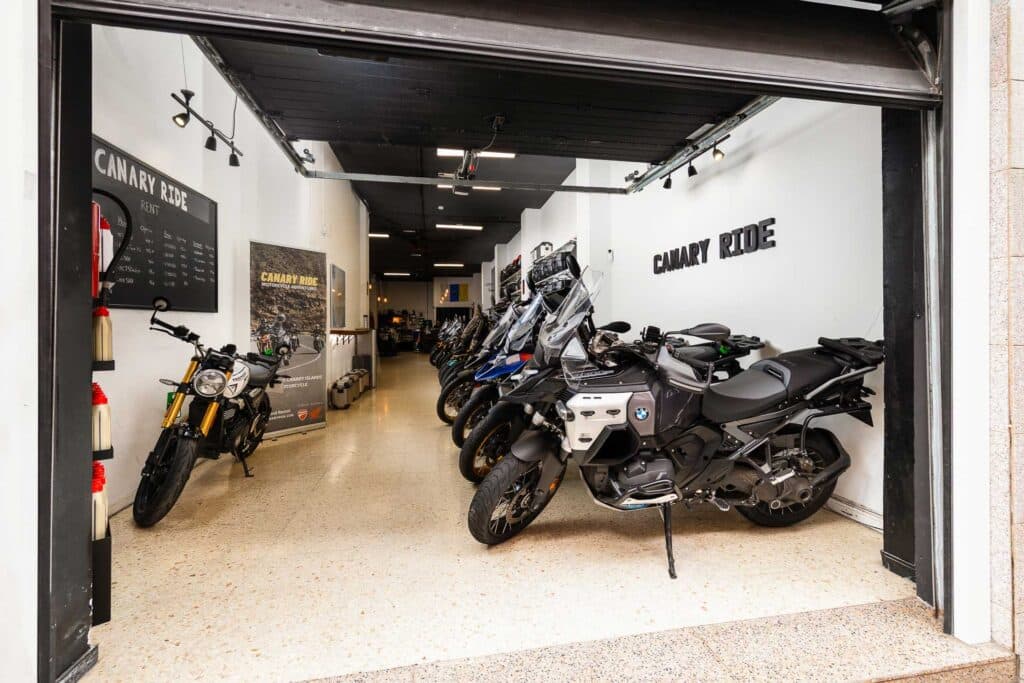 Canary-ride-Gran-canaria-office-workshop-12 Canary-ride-Gran-Canaria-ufficio-laboratorio-12