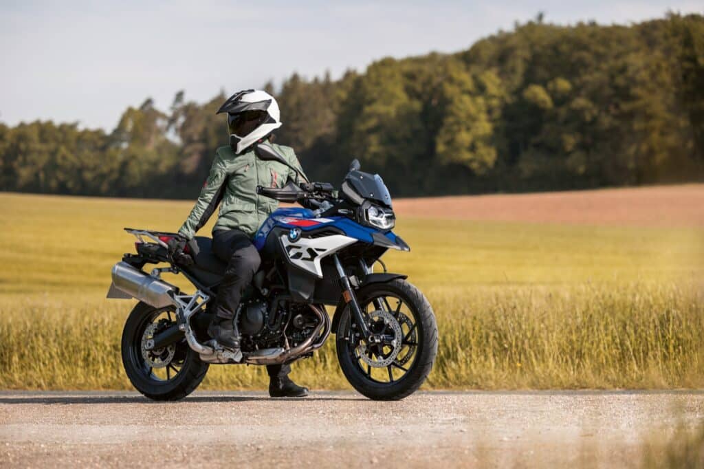 bmw-f800gs-triple-black-01 bmw-f800gs-triple-black-01
