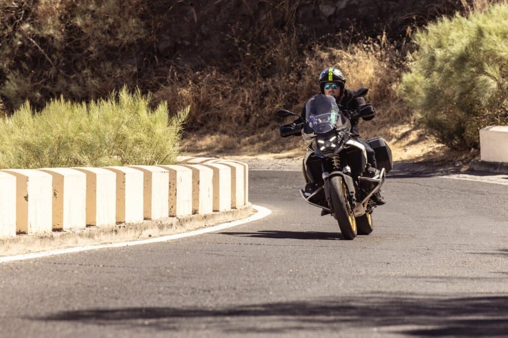bmw-r1300gs-03 bmw-r1300gs-03