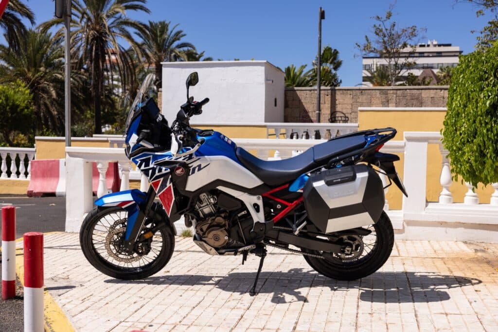 honda-africa-twin-1100-25 honda-africa-twin-1100-25